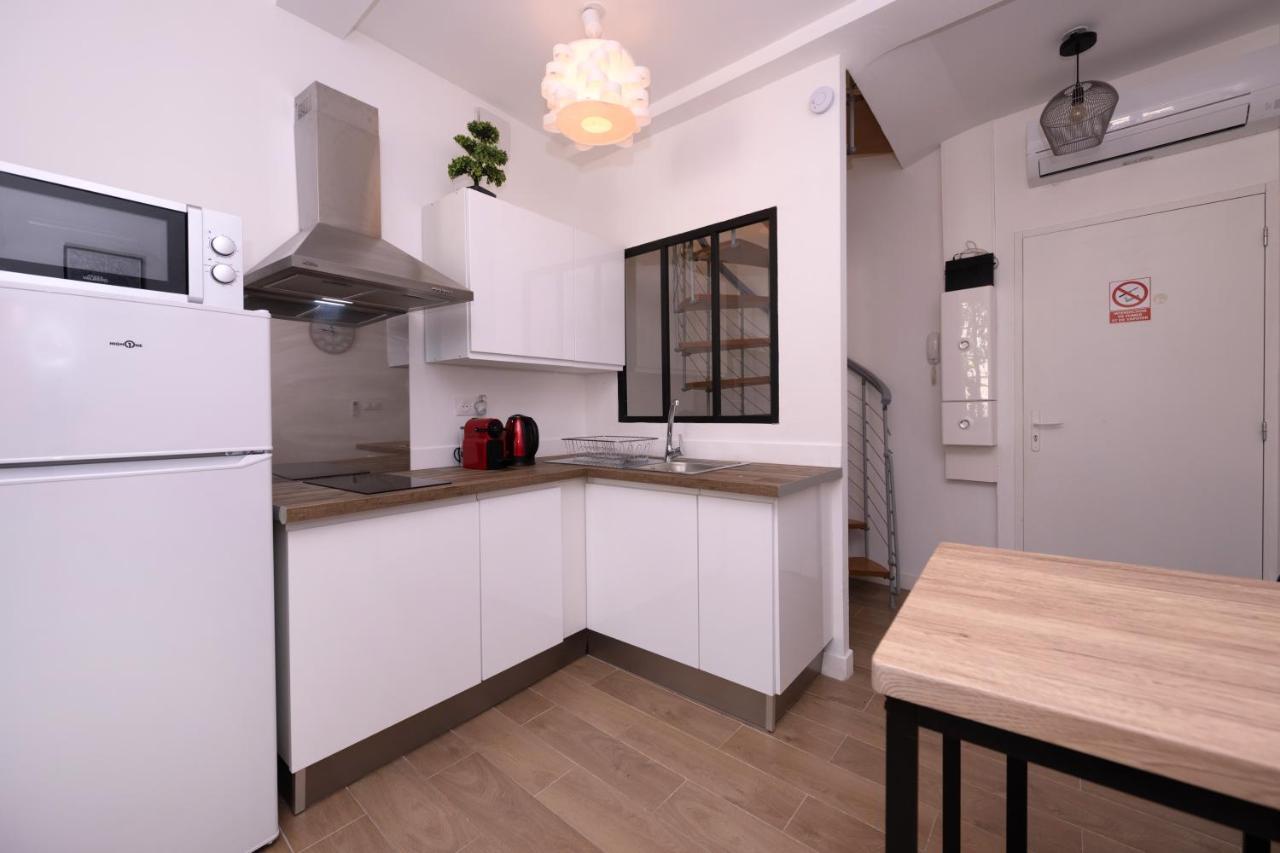 Le Nostradamus - Magnifique Appartement Cours Principal Plein Centre Avec Parking 살롱드프로방스 외부 사진